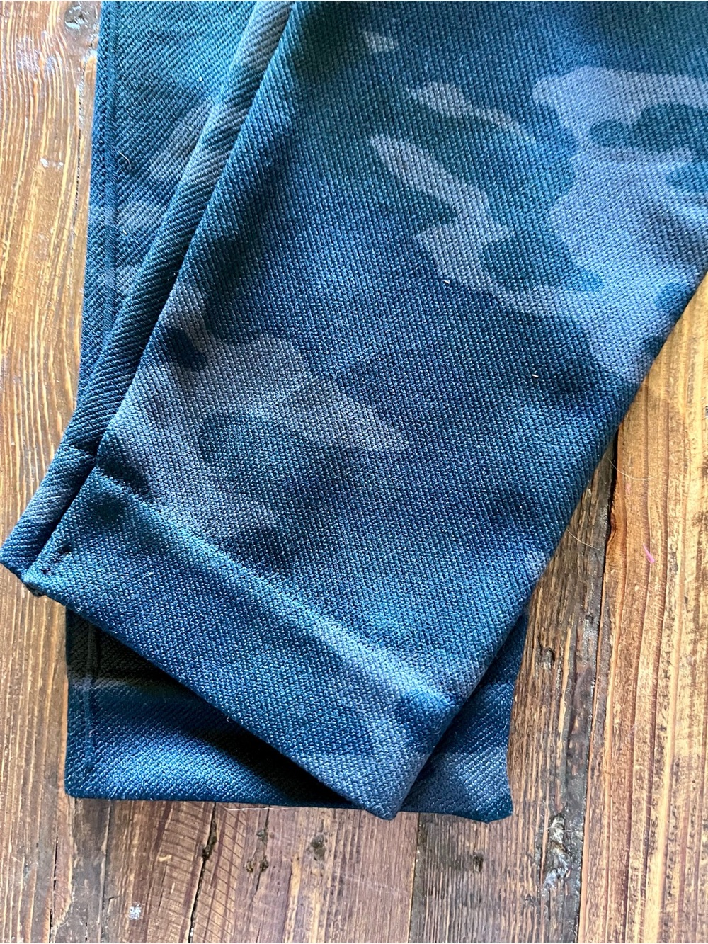 SPANX Black Camo Textured High-Rise Leggings Sz M - Picture 7 of 11